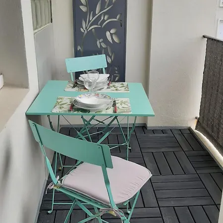 Appt Cosy 65 M2 Coeur De A 150 M De La Apartment Royan